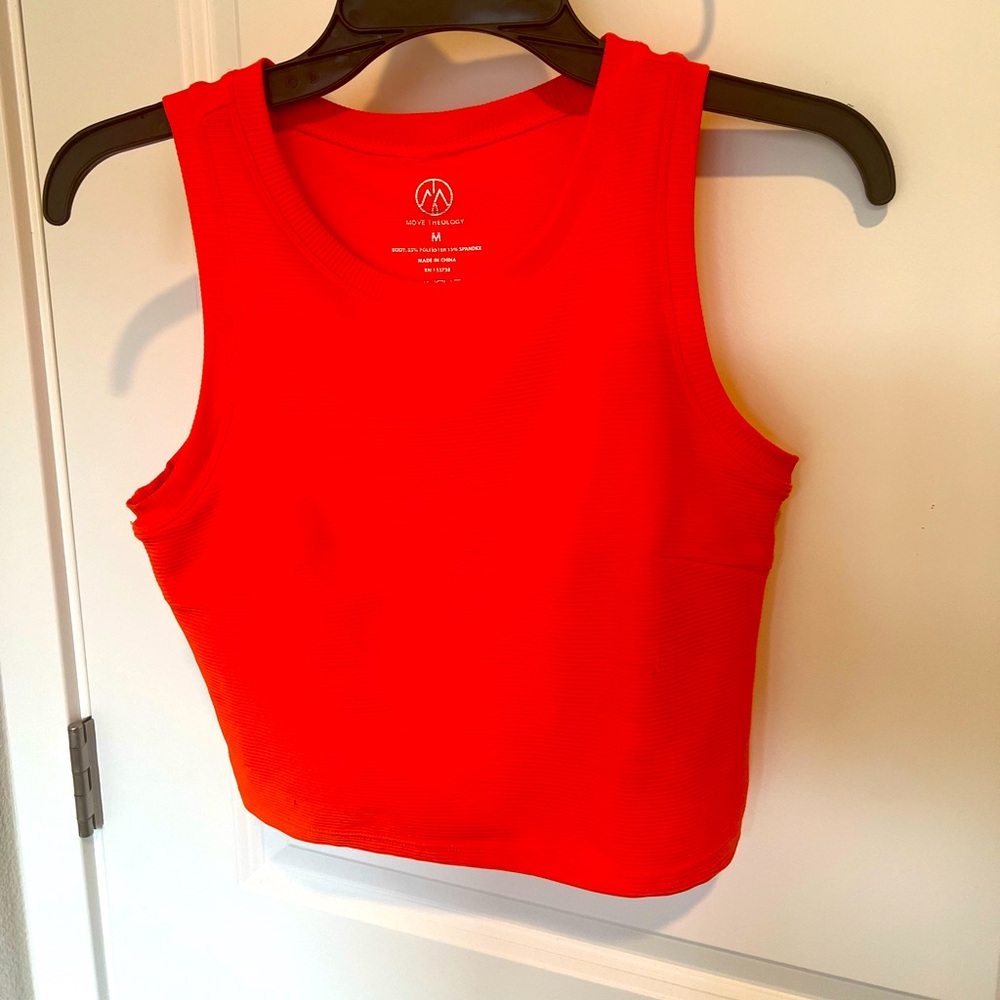 Active Sports. Cropped Top